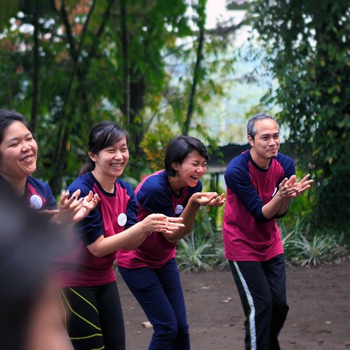 fun outbound di ledok sambi, jeep lava tour merapi